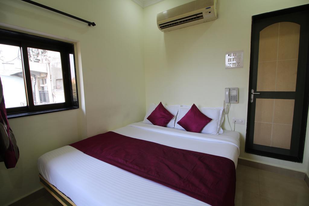 Hotel City Palace Βομβάη Εξωτερικό φωτογραφία
